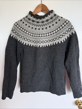 Eddie Bauer Women’s Charcoal & Light Gray Fair Isle Sweater